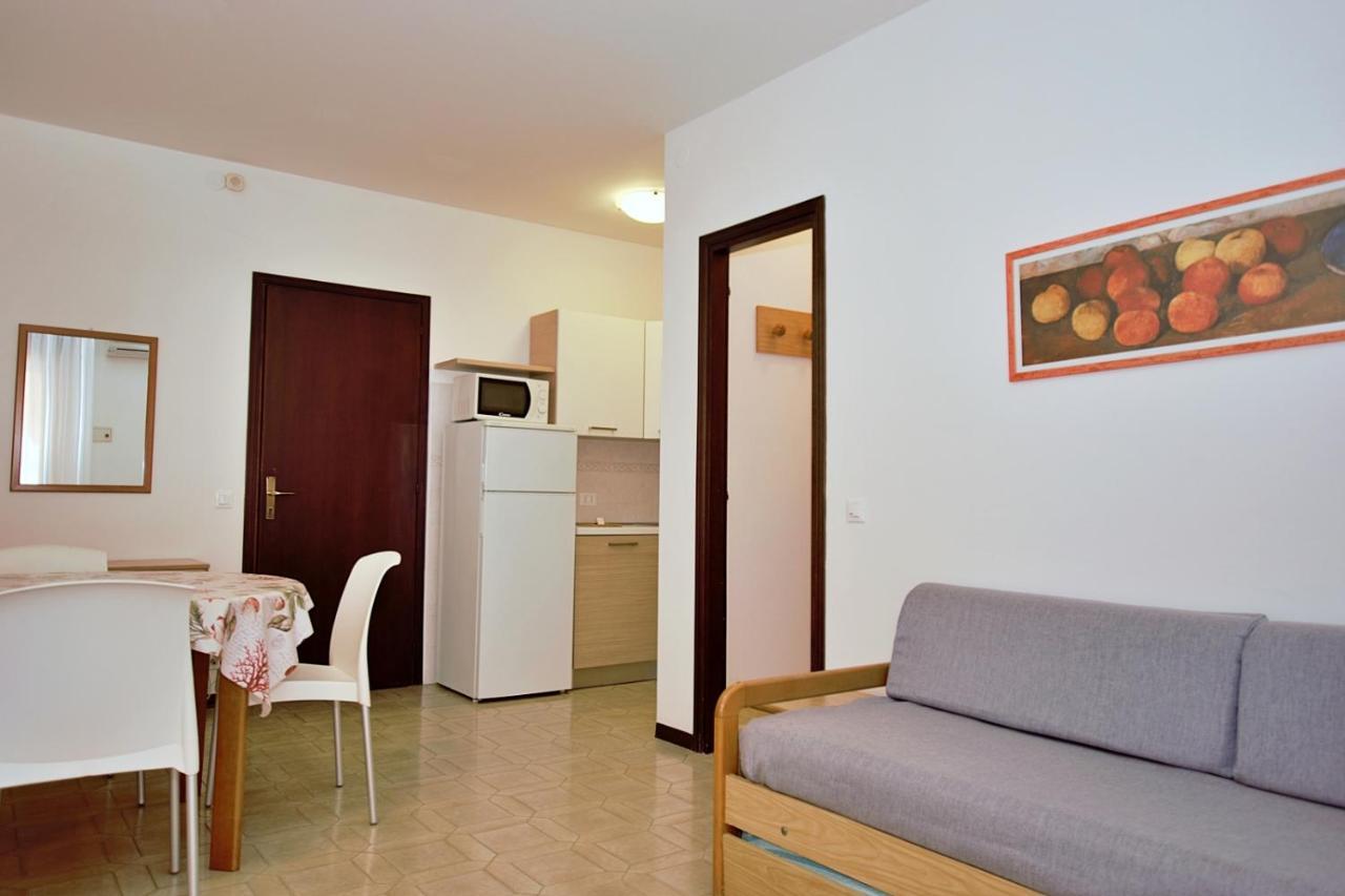 Residenza Canova Линяно Сабиадоро Екстериор снимка