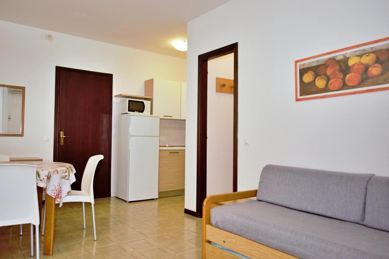Residenza Canova Линяно Сабиадоро Екстериор снимка
